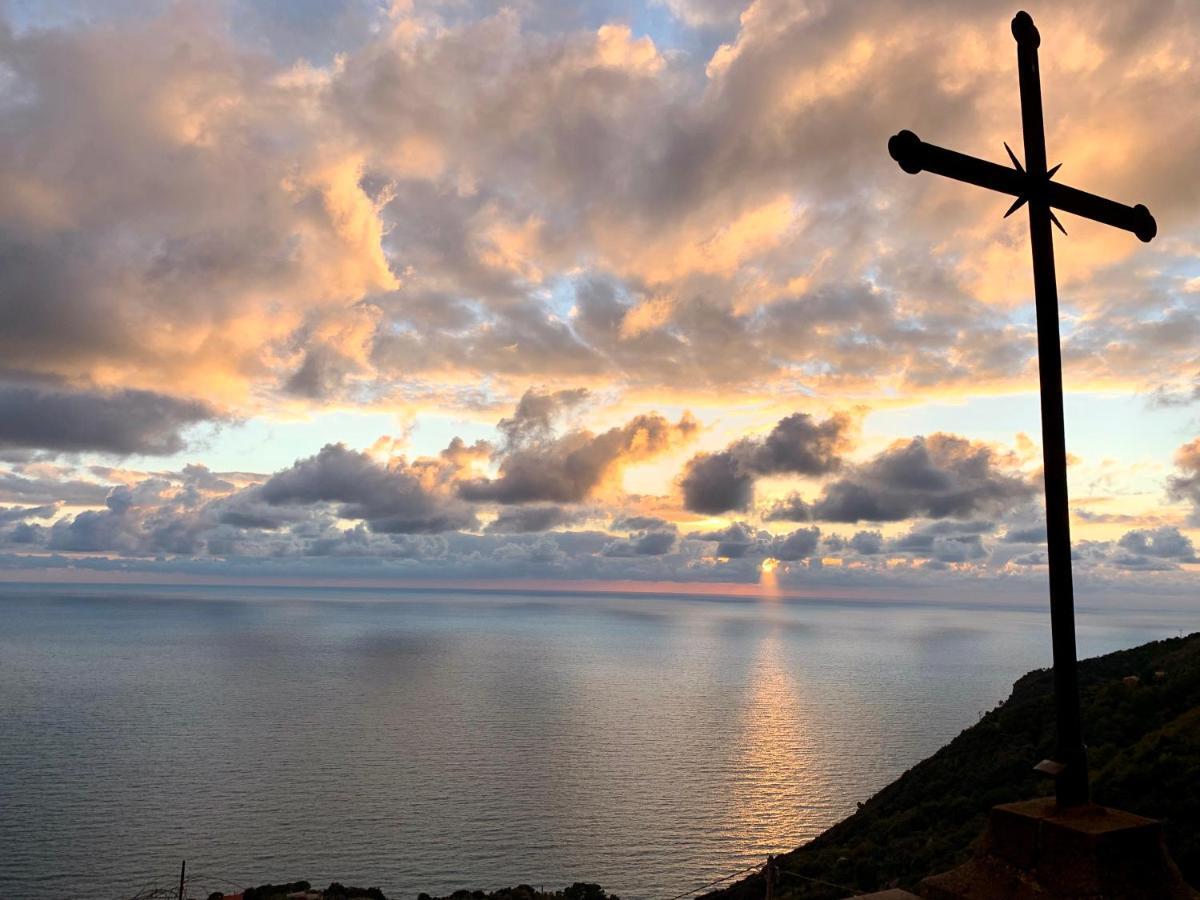 Tramonto Sul Mare Villa Framura Bagian luar foto
